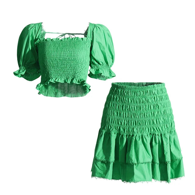 Chic Hit Colour Two Piece Ensemble with Puff Sleeve Tunic and Ruffled Mini Skirt | ULZZANG BELLA