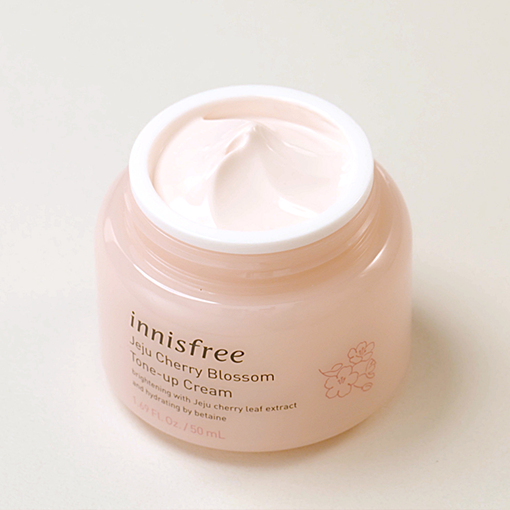 Radiant Blossom Dewy Glow Tone-Up Cream (50ml) | innisfree