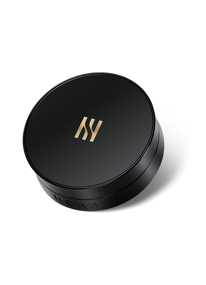 Offrez-vous un éclat impeccable avec HERA BLACK CUSHION SPF 34 / PA++ No. 25N1 Amber | HERA