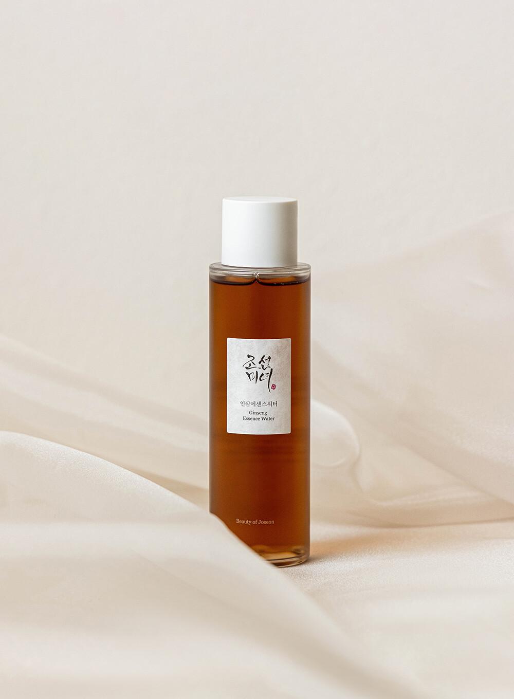 Acqua essenziale al ginseng per un'idratazione radiosa (150 ml) | Beauty of Joseon