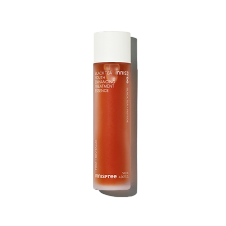 Radiant Black Tea Youth Enhancing Essence (145ml) | innisfree
