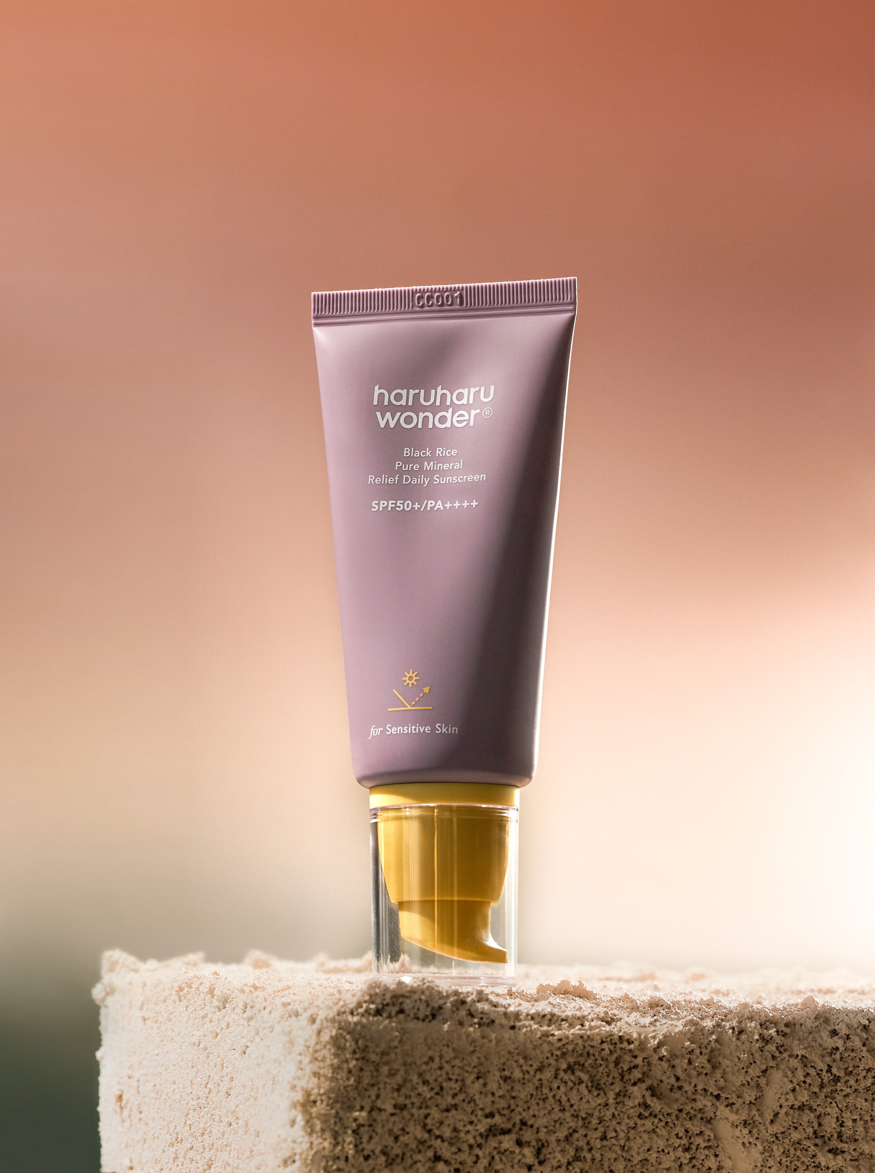 Radiant Black Rice Mineral Sunscreen SPF50+ | Haruharu Wonder