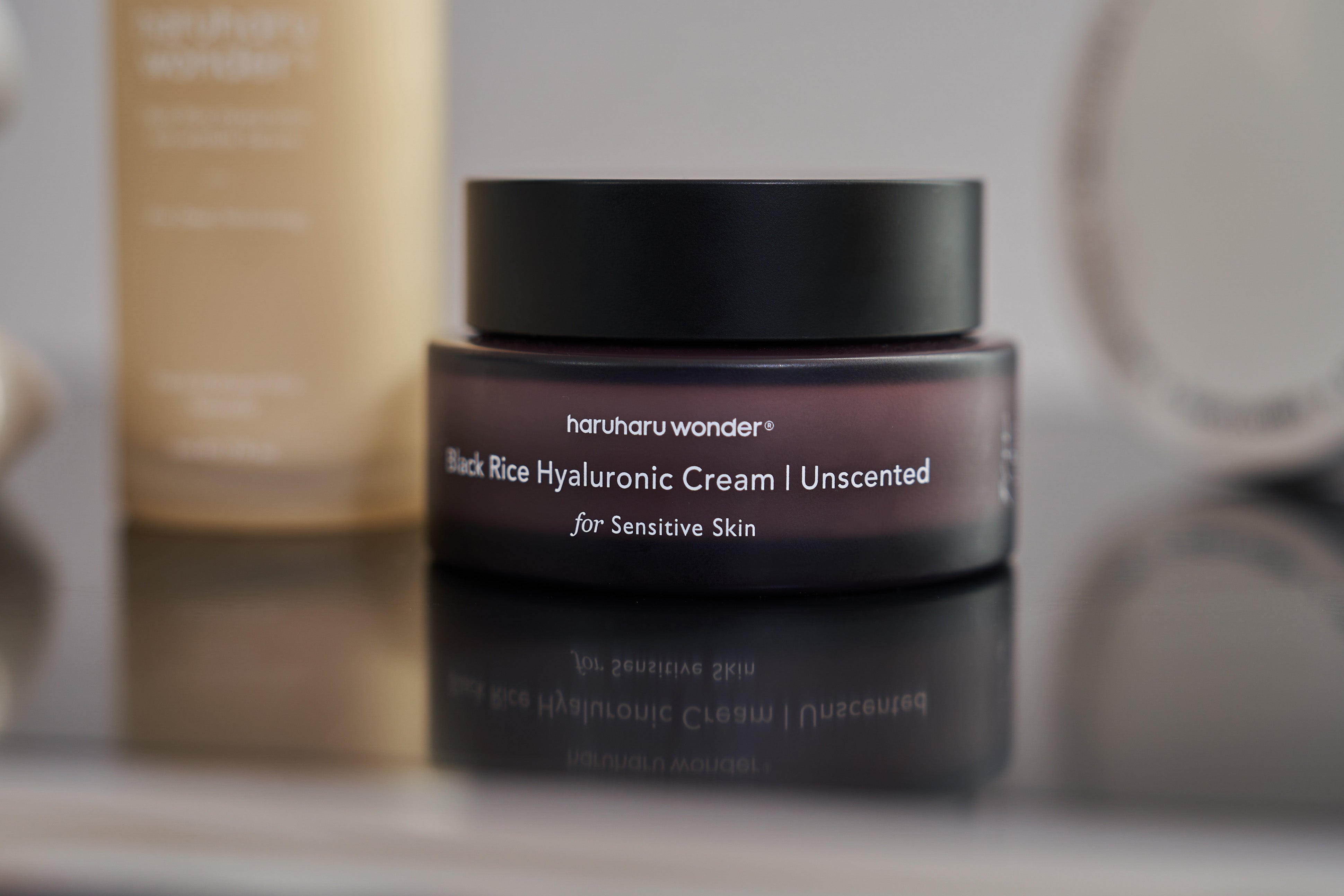 Luminous Hydrating Black Rice Cream | Haruharu Wonder