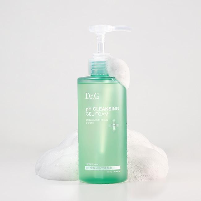 Revitalising MultiProbio™ pH Cleansing Gel Foam | Dr.G