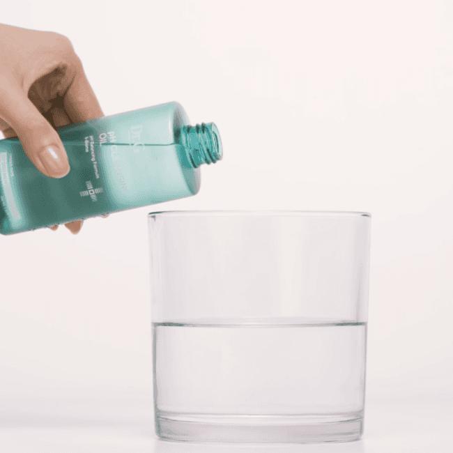 Revitalising Low-pH Cleansing Oil for Radiant Glass Skin | Dr.G