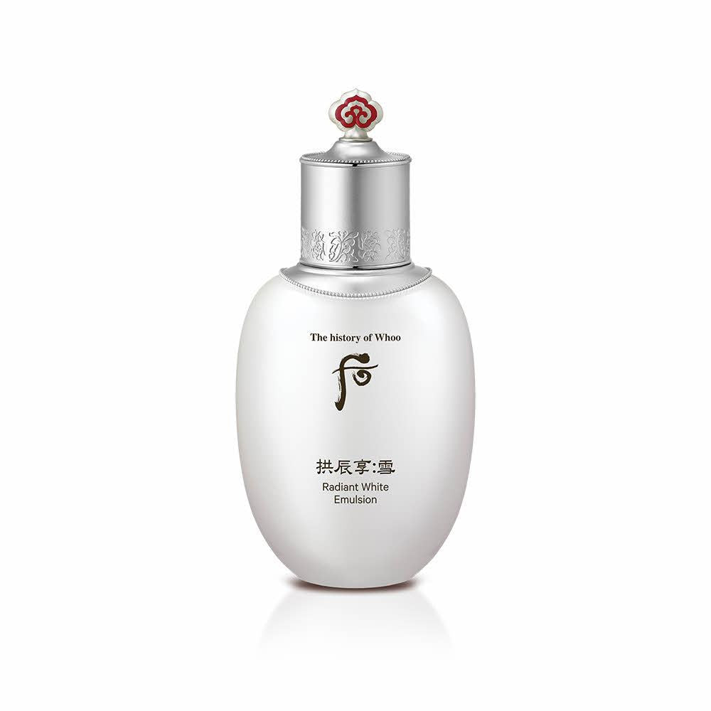 Gongjinhyang Radiant White Emulsion: illumina l'eleganza della tua pelle (110 ml) | La storia di Whoo