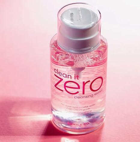 Presentazione dell'acqua detergente pura Exquisite Clean it Zero per una pelle radiosa (310 ml) | Banila Co