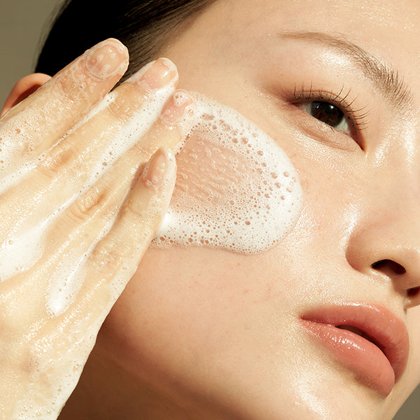 Nettoyant visage hydratant doux noir (140 ml) | Klairs