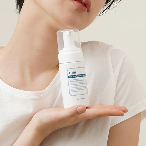 Nourishing Hydration Foaming Cleanser (100ml) | Klairs