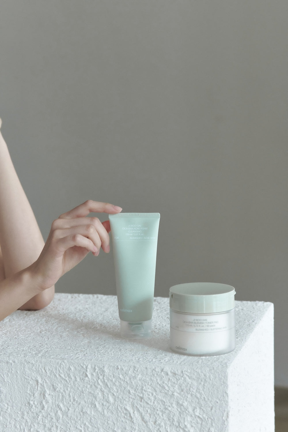 Luminous Cica BHA Foam Cleanser for Radiant Skin | Celimax
