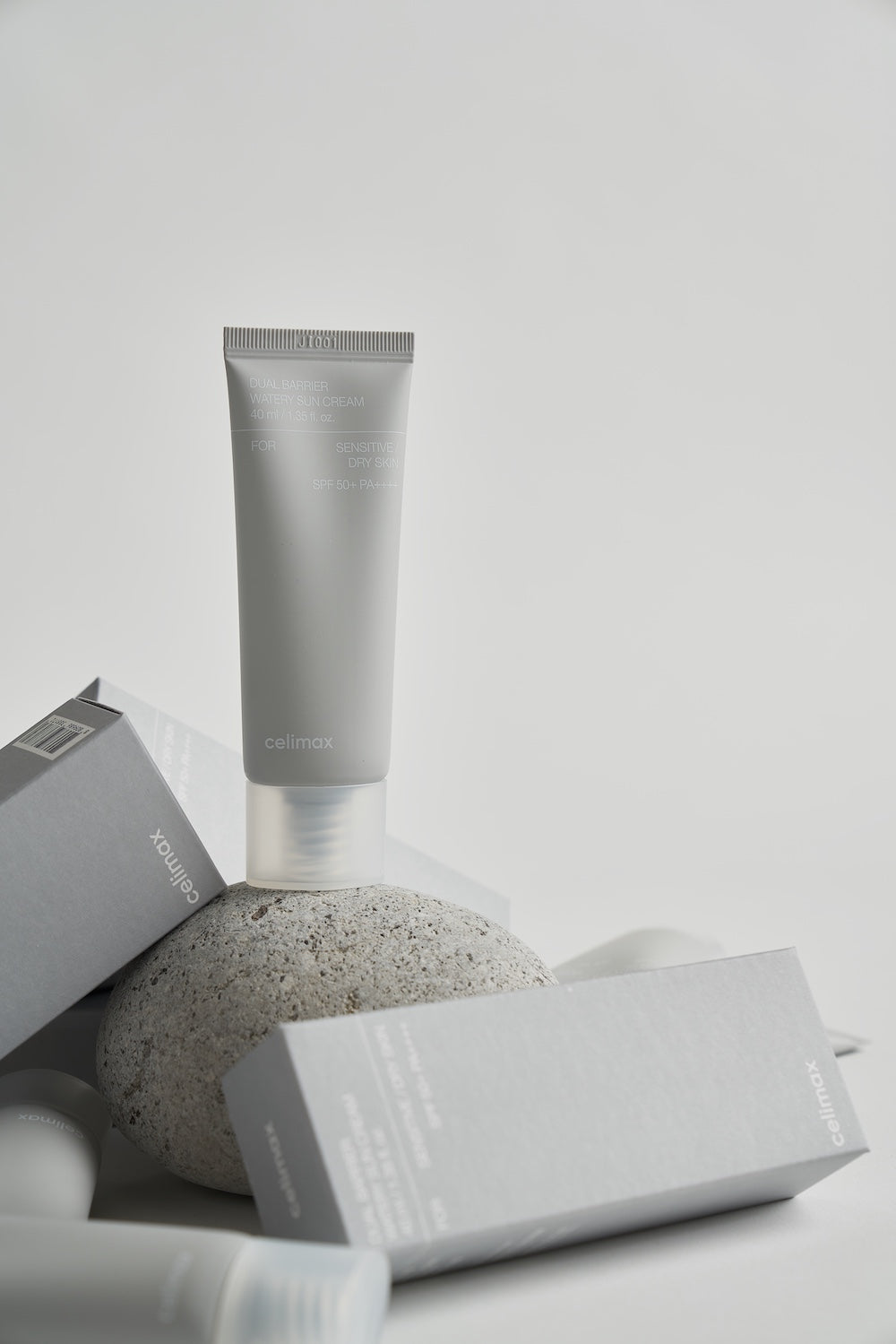 Dual Barrier Watery Sun Cream | Celimax