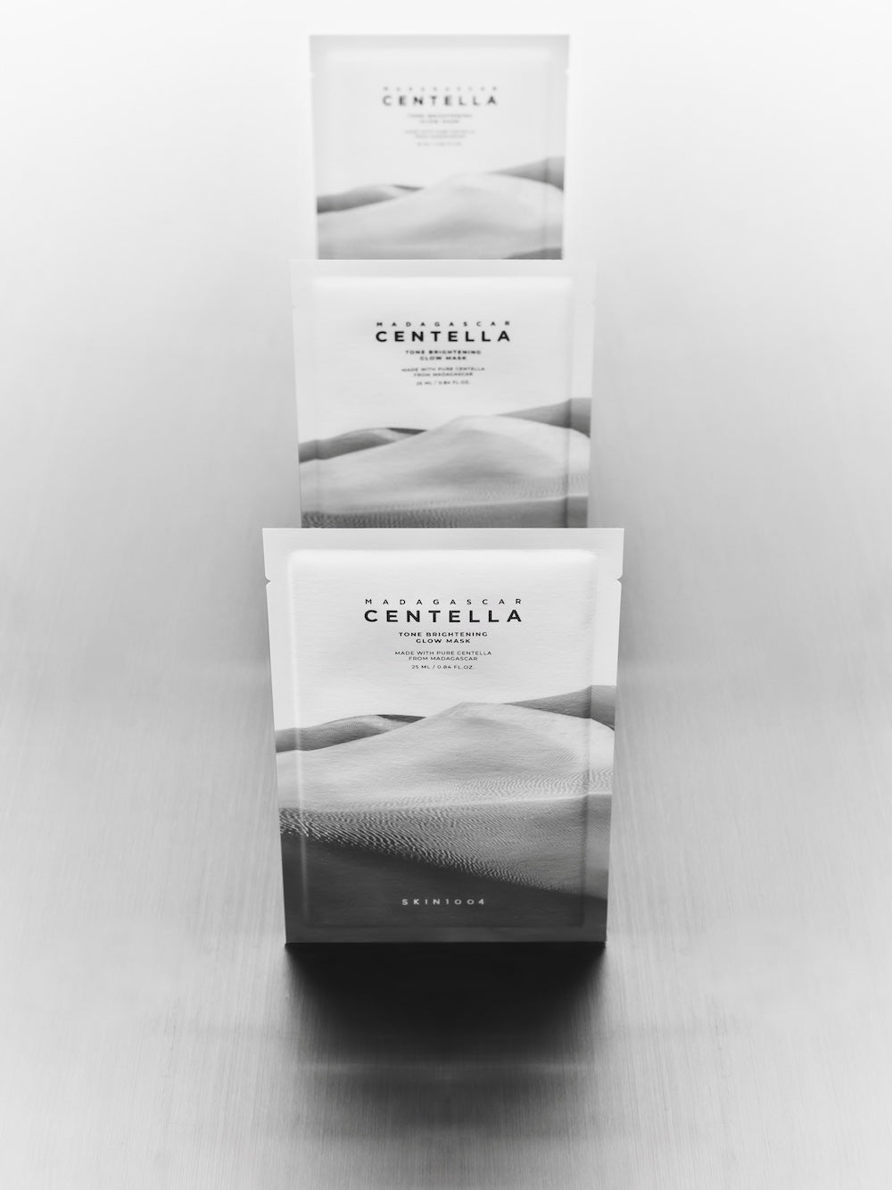 Madagascar Centella Tone Brightening Glow Mask - 2 Size | SKIN1004
