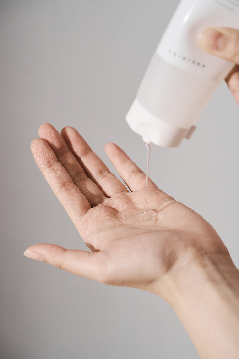 Madagascar Centella Tone Brightening Cleansing Gel Foam 125ml | SKIN1004