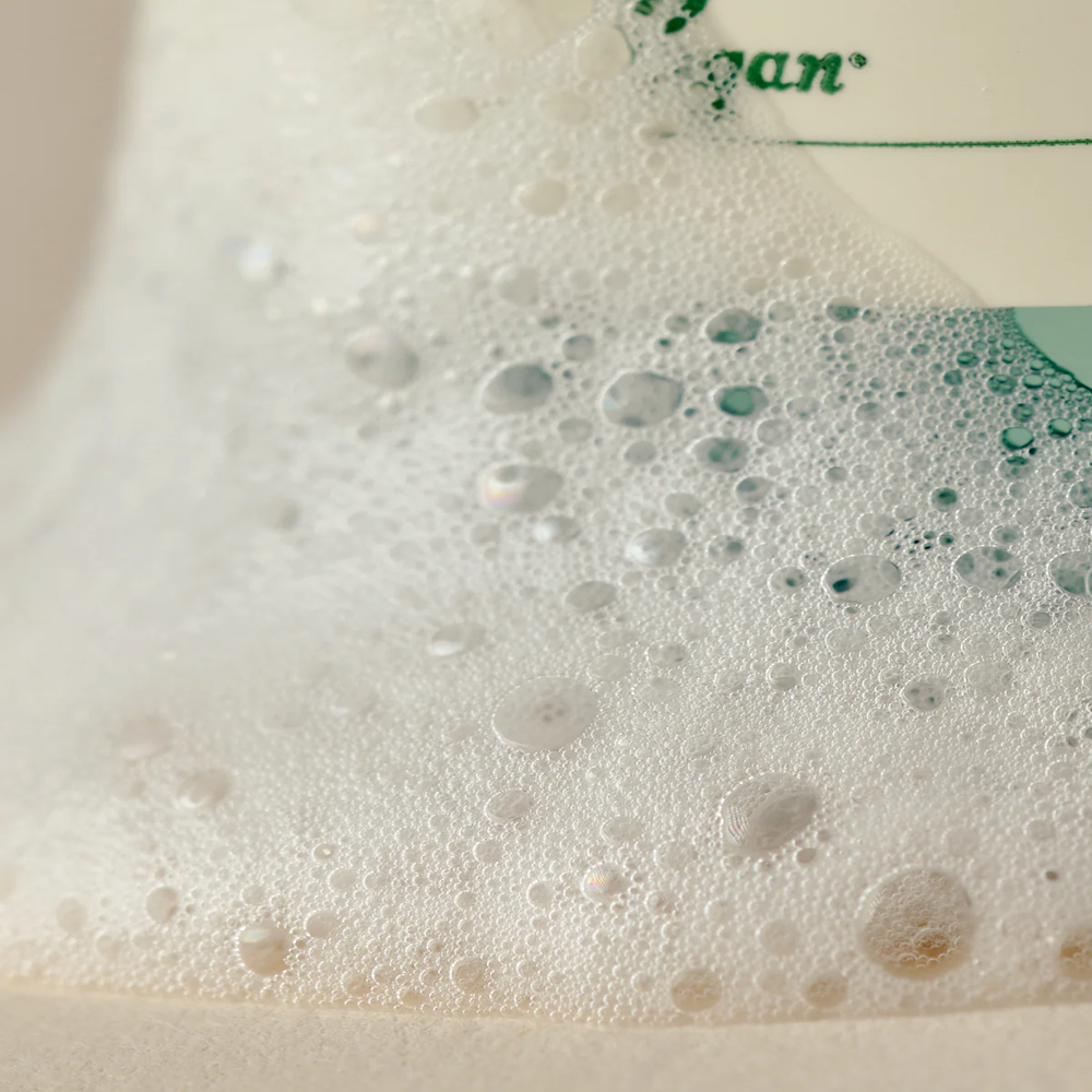 Quinoa Radiance Gel Cleanser for Luminous Skin | AXIS-Y