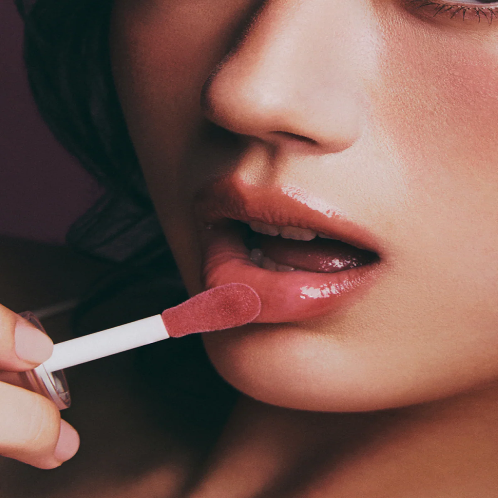 Vita Glow Lip Oil - Cozy Fig | AXIS-Y