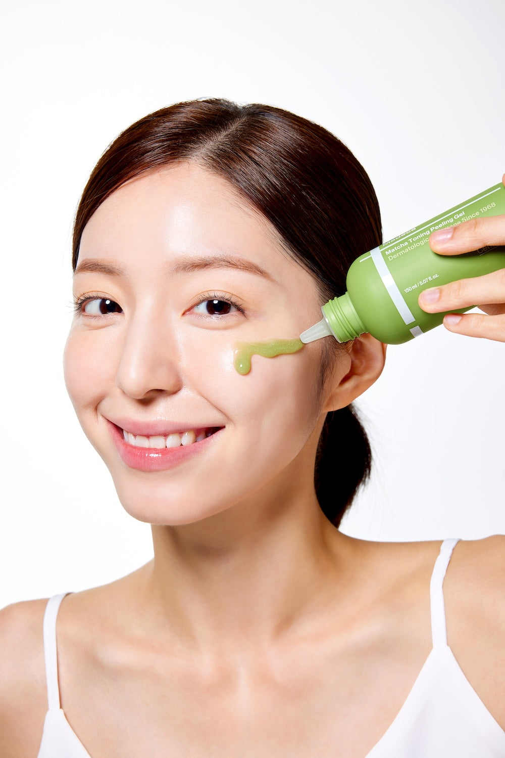 Madeca Matcha Toning Peeling Gel 150ml | Centellian24