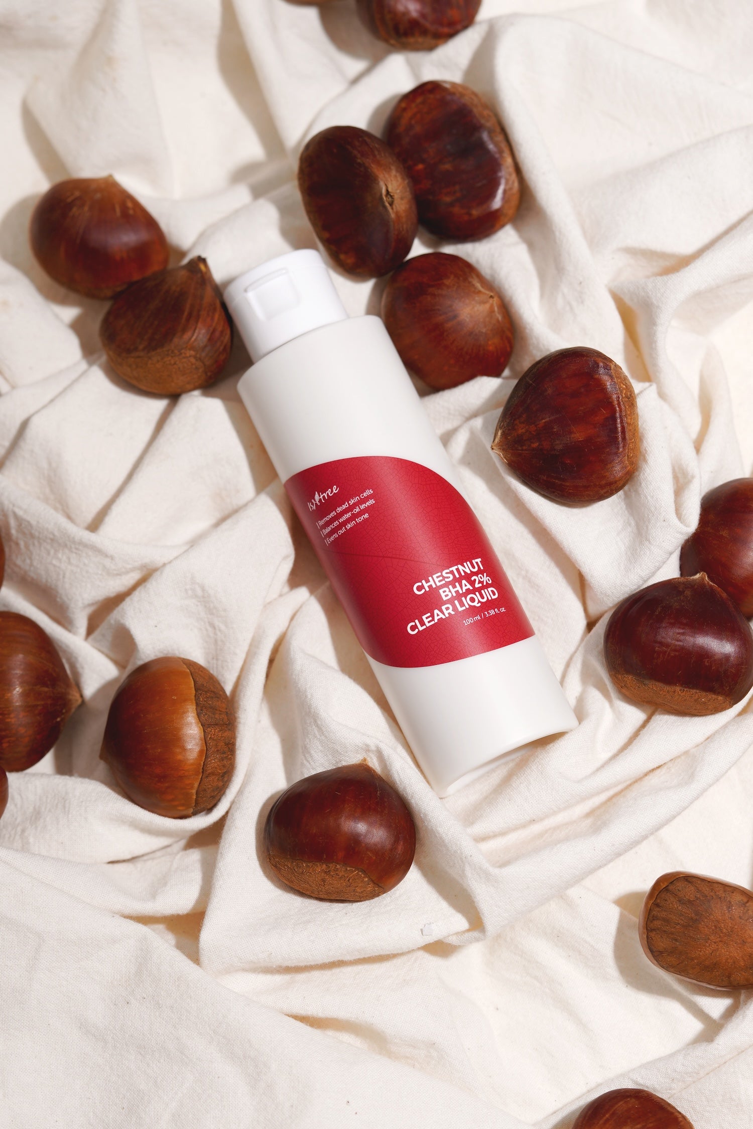 Discover the ISNTREE Chestnut BHA 2% Clear Liquid, a South Korea crafted serum that elevates your skincare ritual with artisanal exfoliation and radiant clarity.