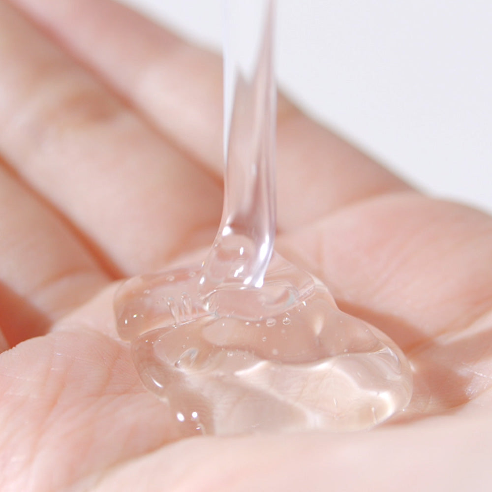 Indulge in the artisanal luxury of Pyunkang Yul's Low pH Scalp Shampoo, expertly crafted in South Korea to restore balance and elevate your hair care ritual.