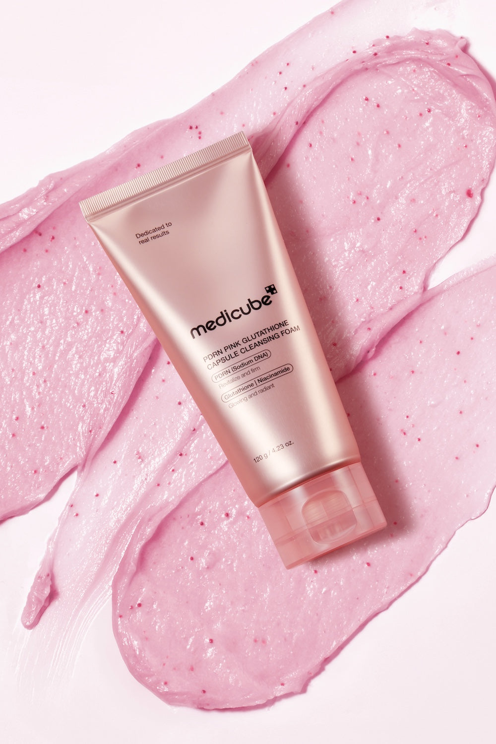 PDRN Pink Glutathione Capsule Cleansing Foam 120g | MEDICUBE