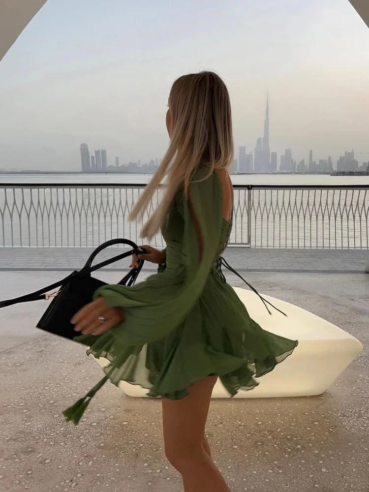 Mini abito verde chic a vita alta con lacci e plissettature | ULZZANG BELLA
