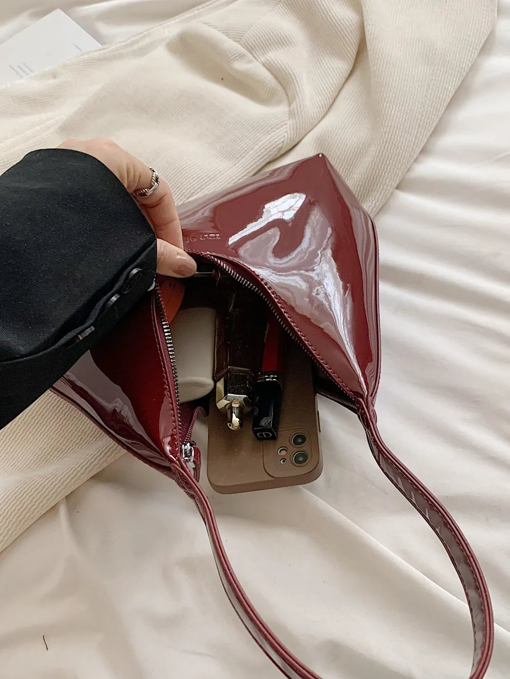 Chic Moon Shape Shoulder Bag for the Bold and Beautiful | ULZZANG BELLA