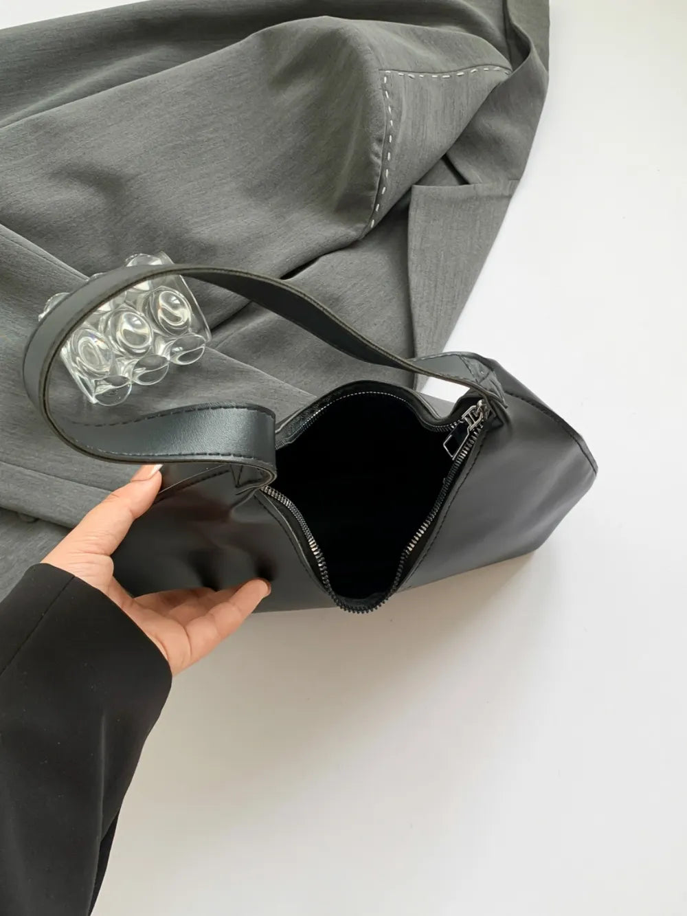 Sac bandoulière élégant en forme de lune pour la muse moderne | ULZZANG BELLA