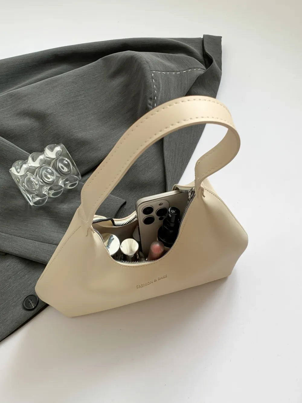 Sac bandoulière élégant en forme de lune pour la muse moderne | ULZZANG BELLA