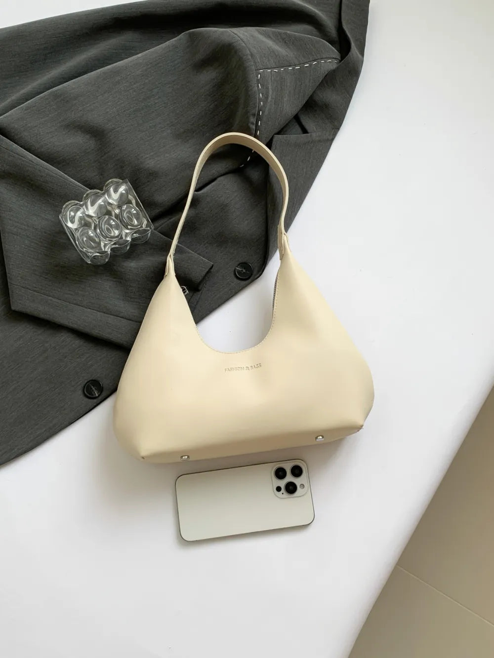 Sac bandoulière élégant en forme de lune pour la muse moderne | ULZZANG BELLA