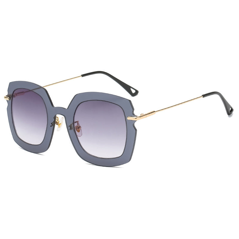 European Square Two-Tone Gradient Sunglasses for Women | ULZZANG BELLA