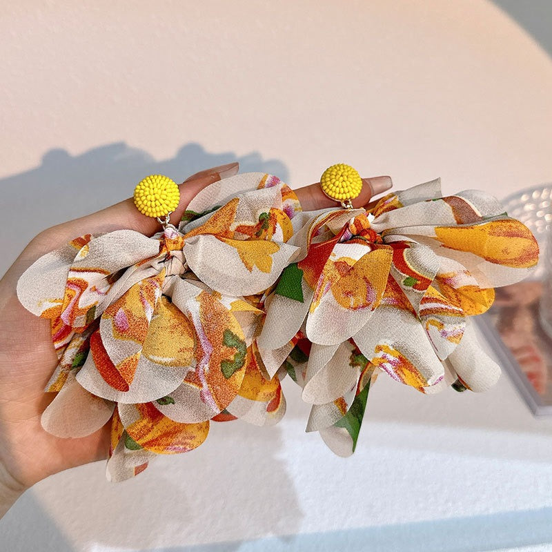 Deliziosi orecchini fatti a mano in tessuto bohémien con nappe e dettagli in vetro | ULZZANG BELLA