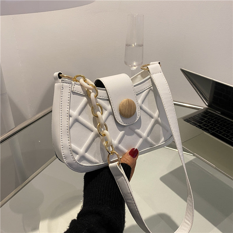 Discover athé's exquisite craftsmanship in luxury beauty, featuring premium formulations from South Korea that elevate your daily ritual with timeless elegance.