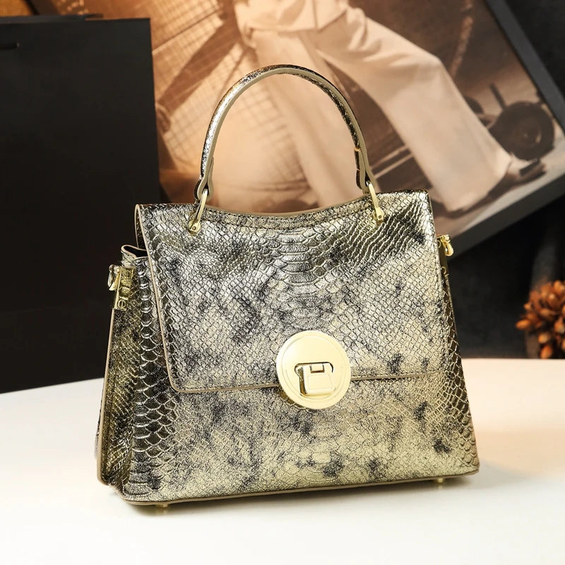 Discover athé's exquisite craftsmanship with our luxury beauty collection, crafted in South Korea, blending premium materials for a transformative experience.