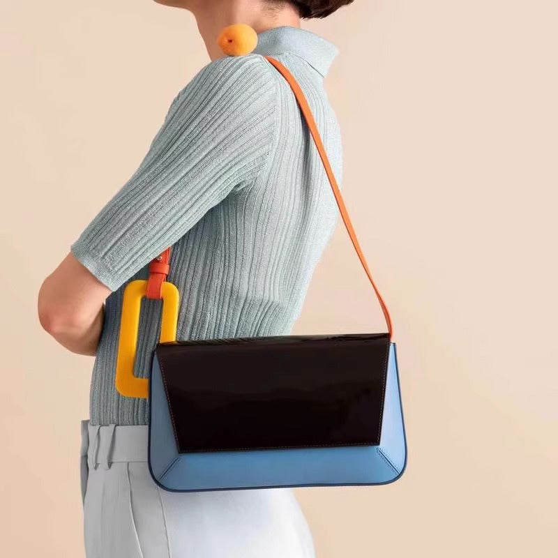 Experience the exquisite craftsmanship of athé, a South Korean luxury beauty brand, where premium materials meet sophisticated formulation for timeless elegance.