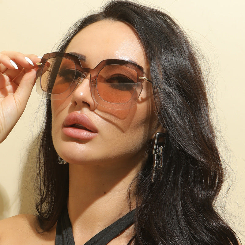 European Square Two-Tone Gradient Sunglasses for Women | ULZZANG BELLA
