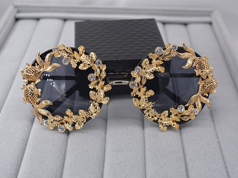 Exquisite Vintage Baroque Sunglasses with Metal Flower Accents | ULZZANG BELLA