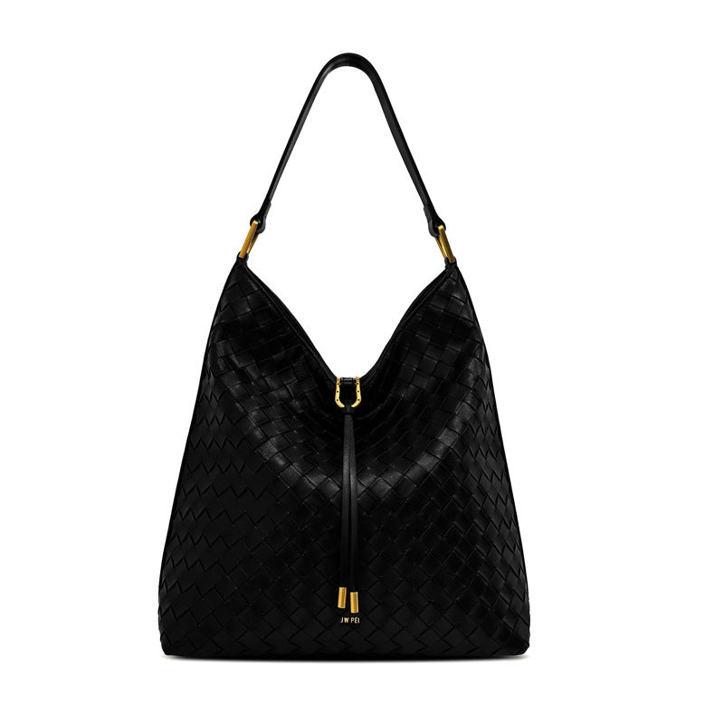 Discover athé's Velvet Suede Crossbody Tote Bag, a South Korean masterpiece of craftsmanship and luxury, designed to elevate your everyday elegance.