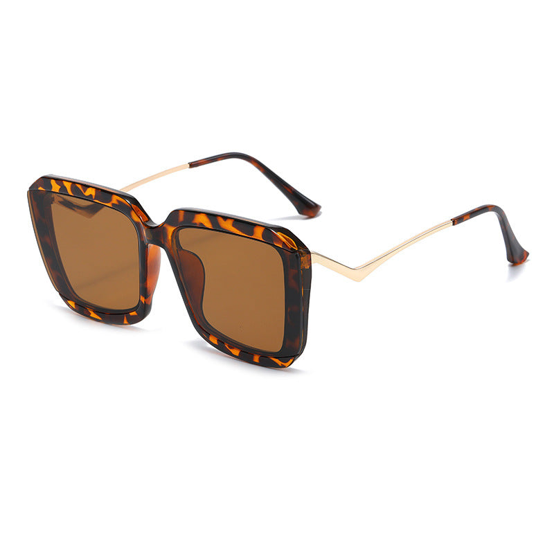 Trendy Metal Frame Square Sunglasses for Women | ULZZANG BELLA
