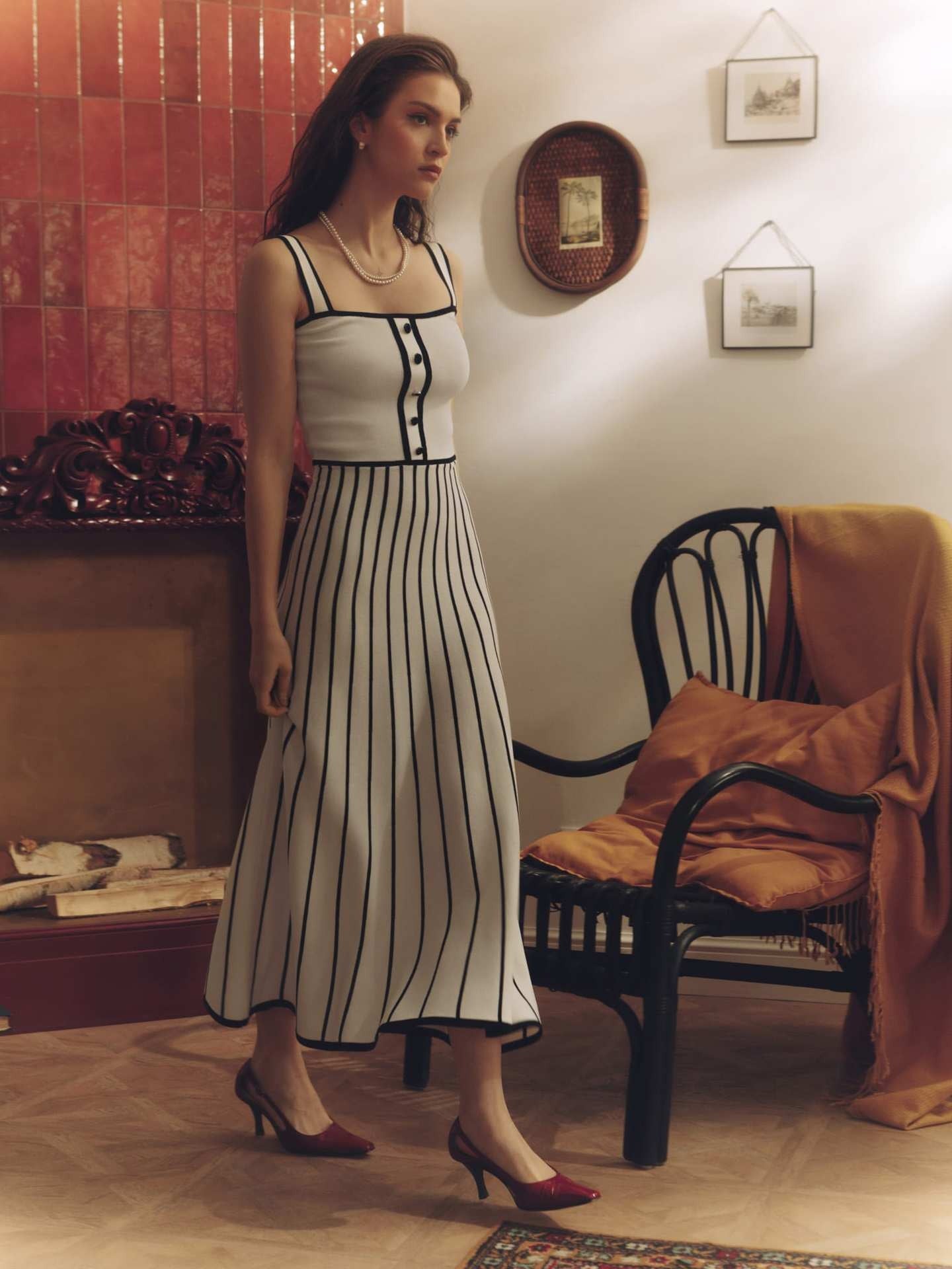 Elegante abito in maglia con schiena scoperta e colori a contrasto | ULZZANG BELLA