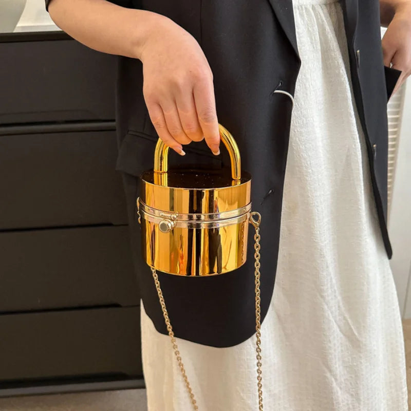 Acrylic Luxury Tote Bag with Chain Detail | ULZZANG BELLA
