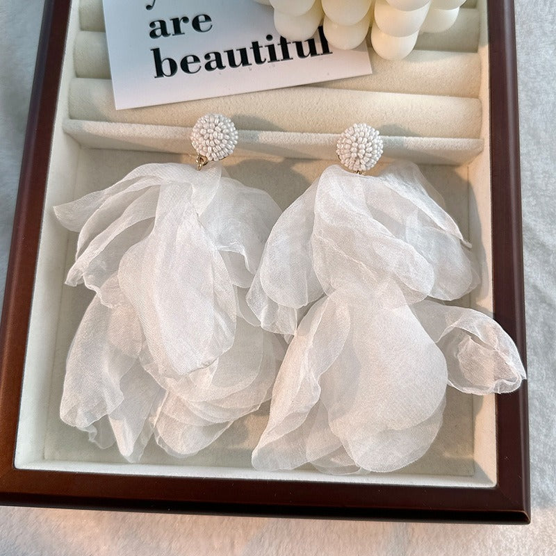 Deliziosi orecchini fatti a mano in tessuto bohémien con nappe e dettagli in vetro | ULZZANG BELLA