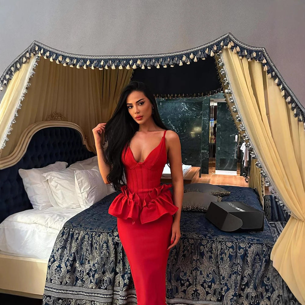 Robe de soirée élégante rouge à col en V et ourlet à volants, dos nu | ULZZANG BELLA