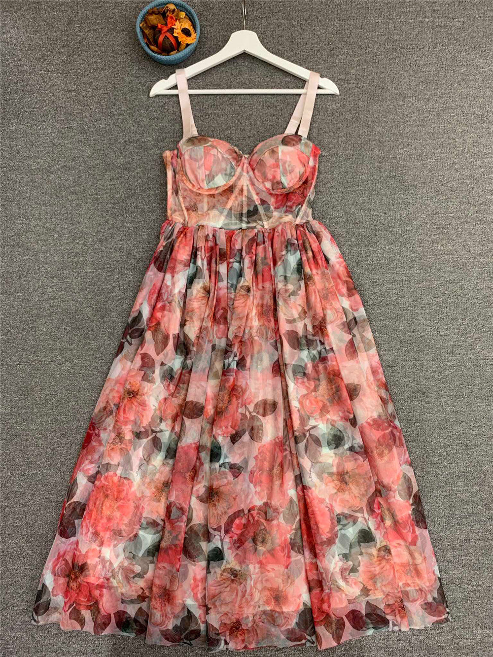 Exquisite Floral Spaghetti Strap Midi Dress for Stylish Vacations | ULZZANG BELLA