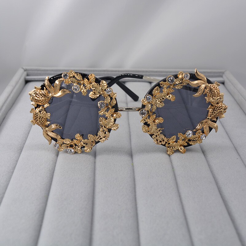 Exquisite Vintage Baroque Sunglasses with Metal Flower Accents | ULZZANG BELLA