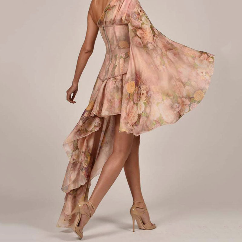 Abito in chiffon irregolare con spalle inclinate | ULZZANG BELLA