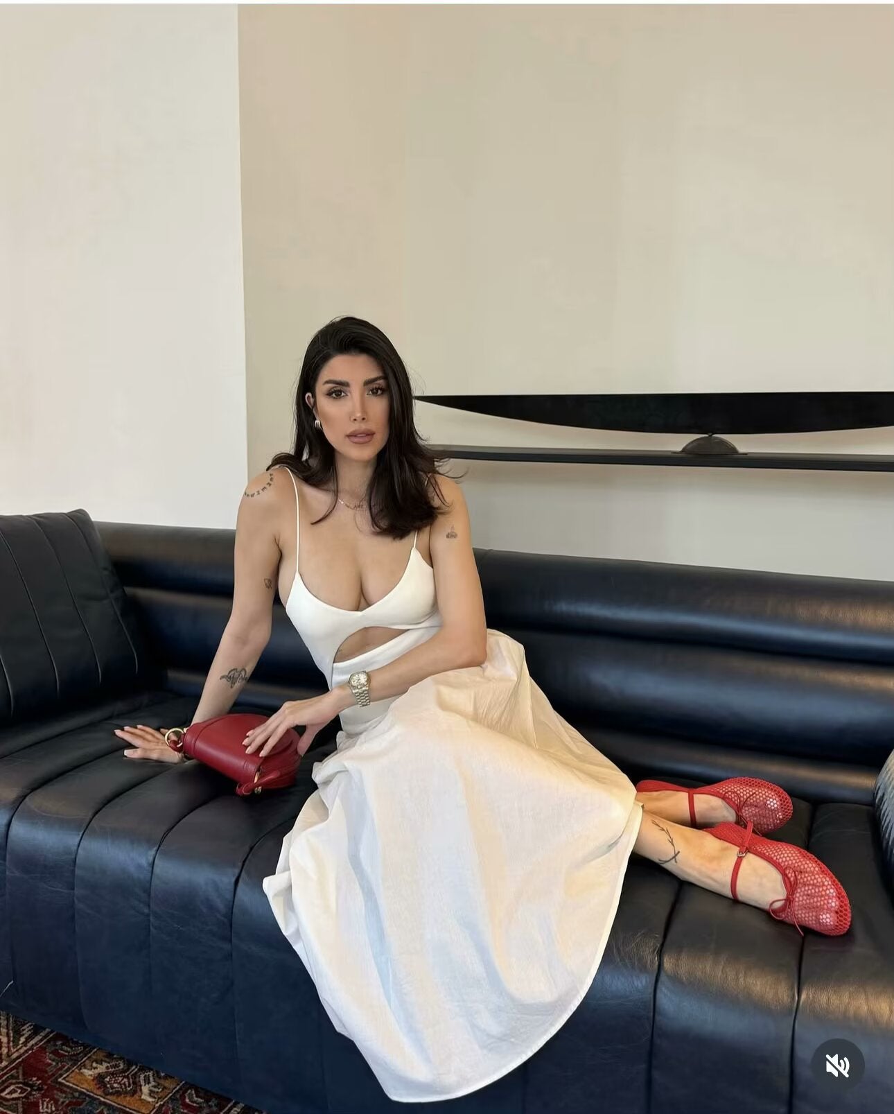 Exquisite V-Neck Strapless Long Dress in Timeless White | ULZZANG BELLA