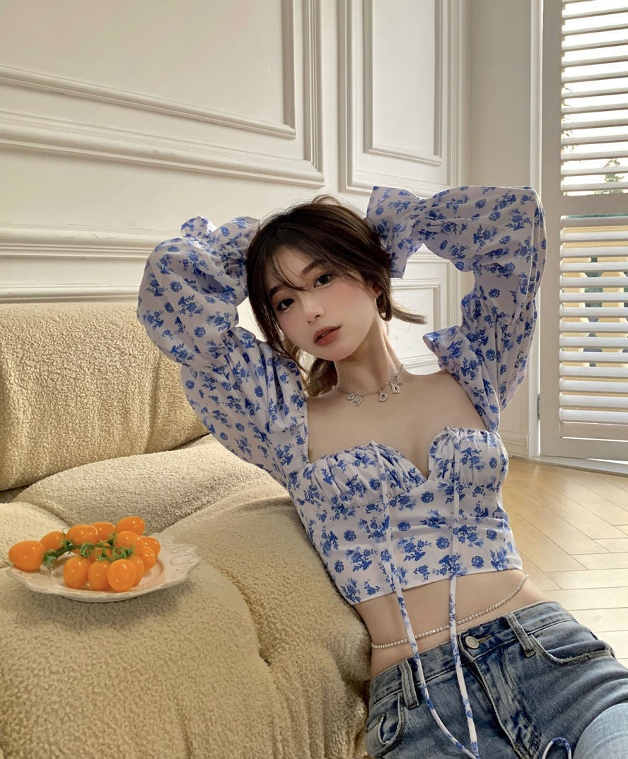 Fragmented Floral Chiffon V-Neck Top with Bubble Sleeves | ULZZANG BELLA