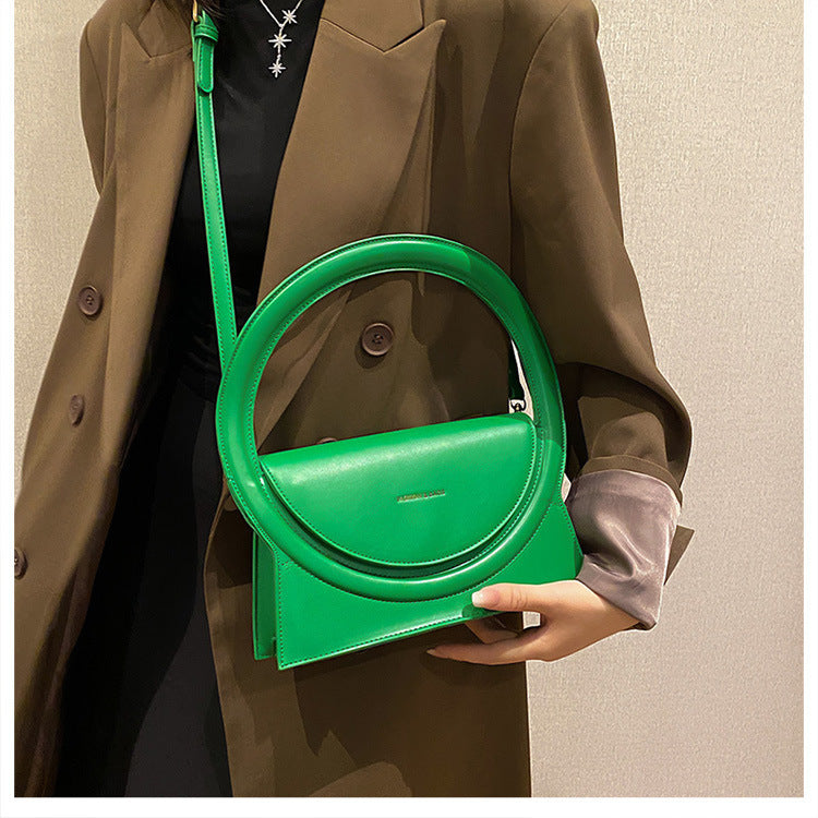 Esalta il tuo stile con la versatile borsa retrò | ULZZANG BELLA