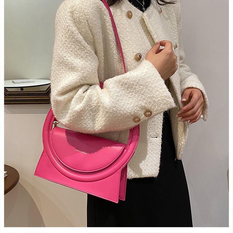 Esalta il tuo stile con la versatile borsa retrò | ULZZANG BELLA