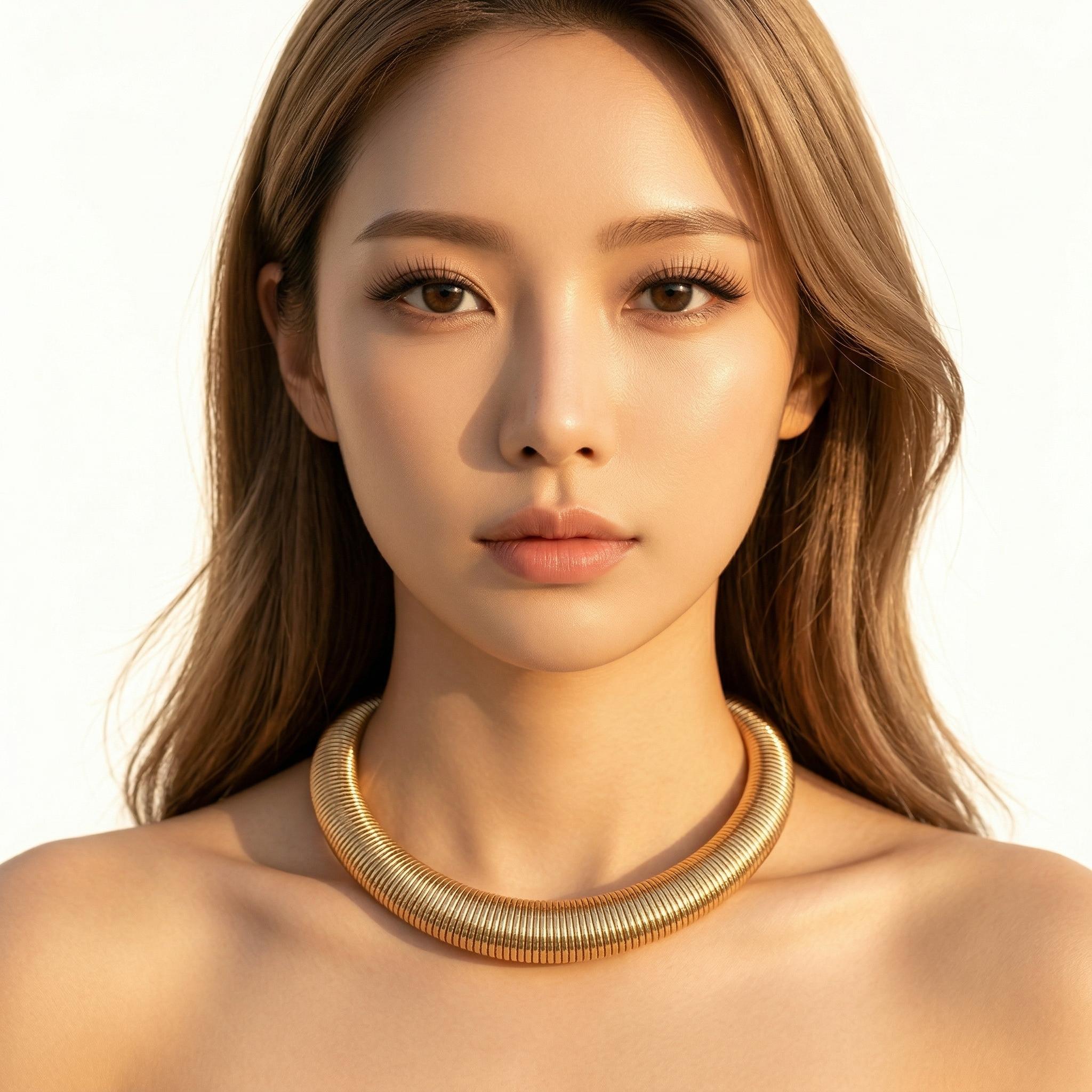 ULZZANG BELLA Chunky Torque Choker Necklace | Exquisite Elegance