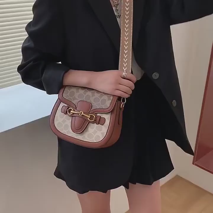 Luxury Retro Chic Crossbody Saddle Bag for Women | ULZZANG BELLA